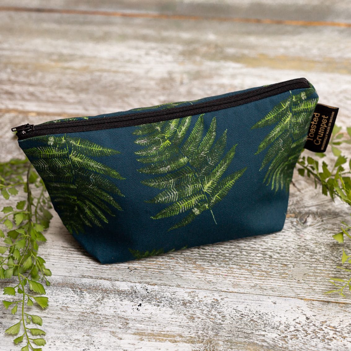 Woodland Fern (Noir) Makeup Bag