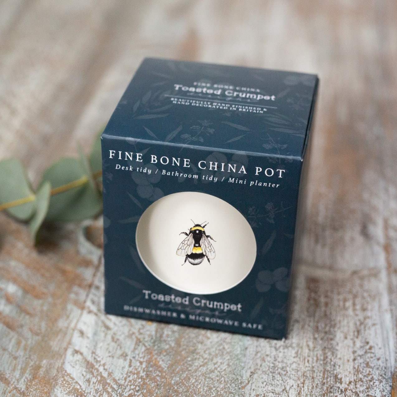 Bee Fine Bone China Pot in a Gift Box