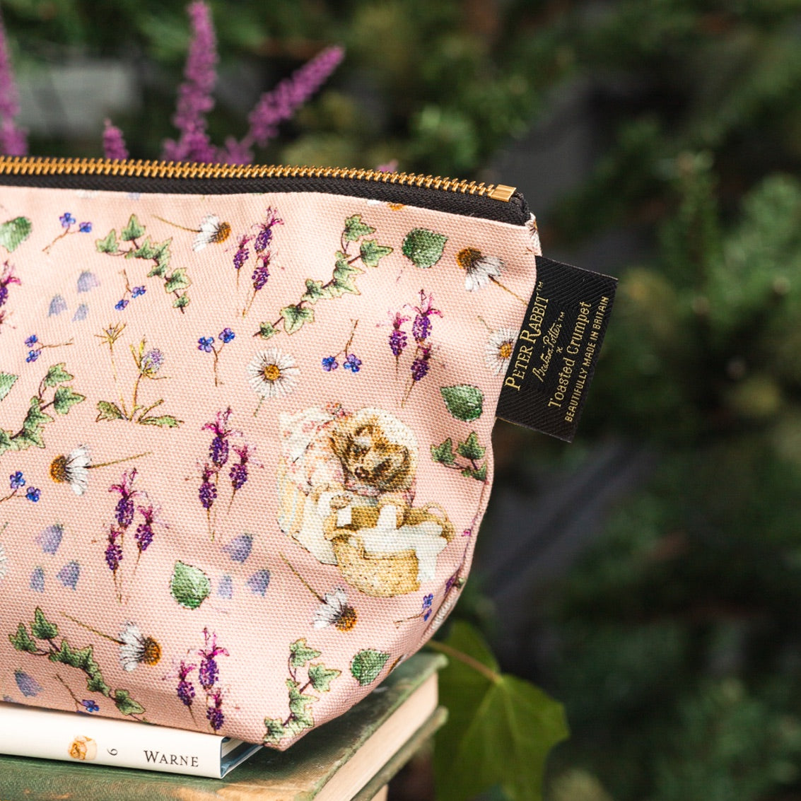 Mrs. Tiggy-Winkle "Lavender & Linens" Wash Bag