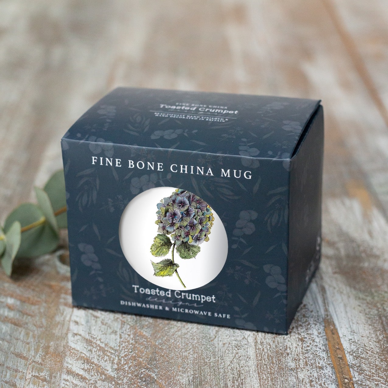 Hydrangea Mug in a Gift Box