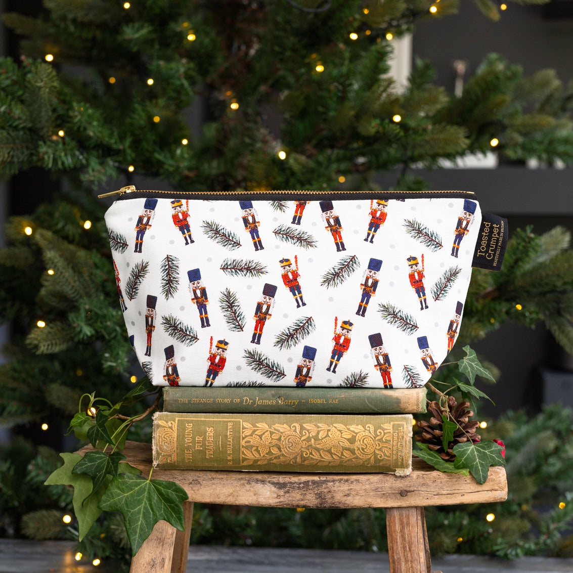 Nutcracker (Pure) Wash Bag