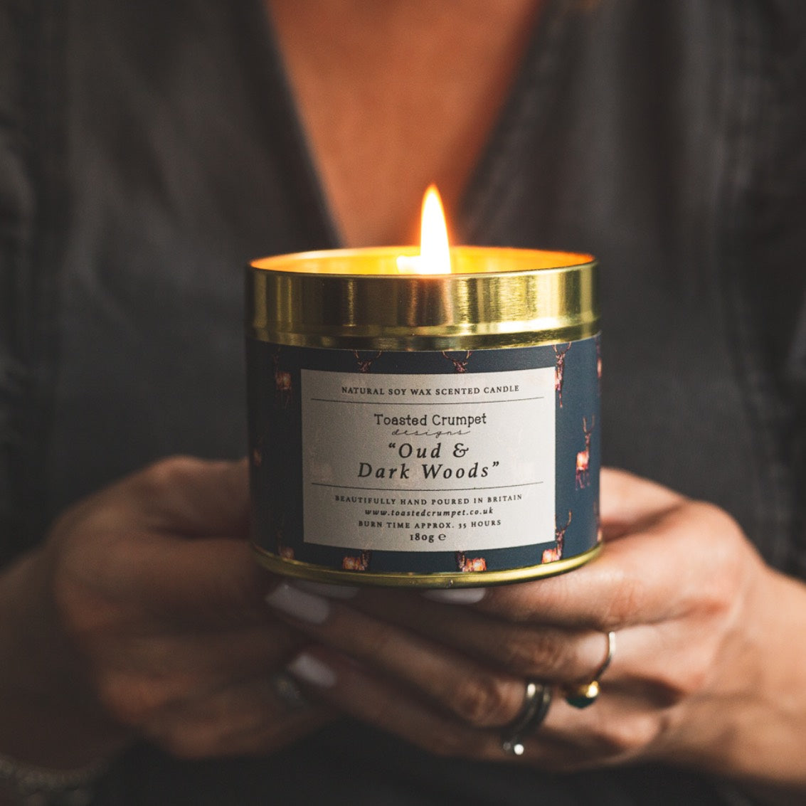 Dark Woods & Oud Candle in a Matt Gold Tin