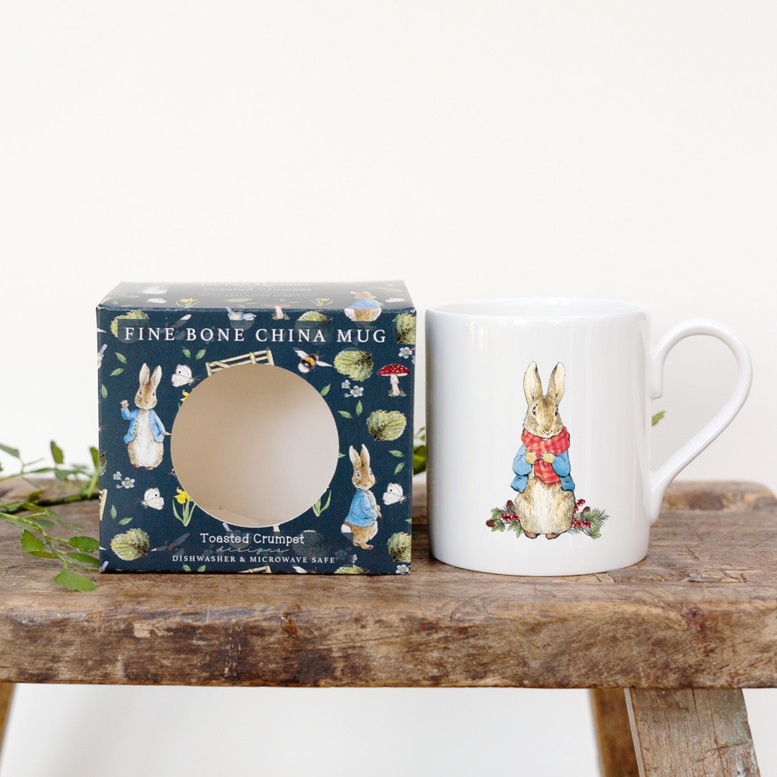 Peter Rabbit "A Winter's Tale" Small Mug in a Gift Box