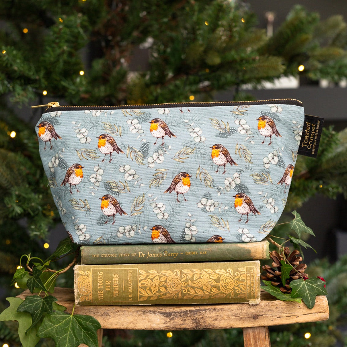 Robin & Eucalyptus (Blue) Wash Bag