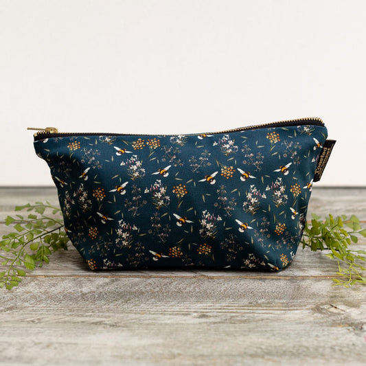 Bee & Honeysuckle (Noir) Wash Bag