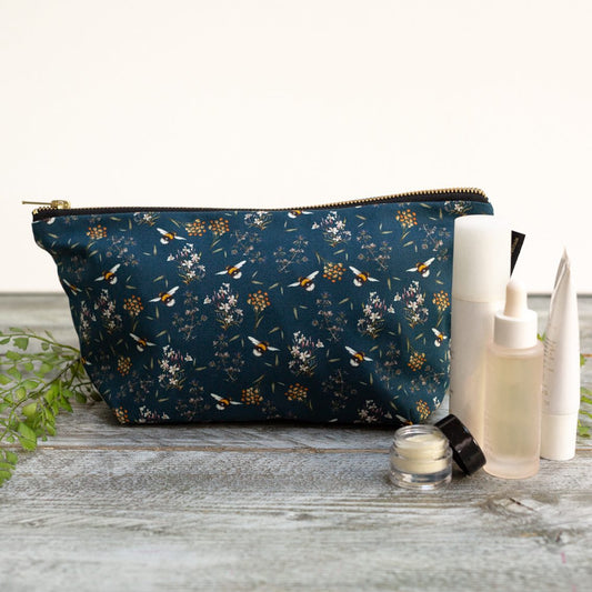 Bee & Honeysuckle (Noir) Wash Bag