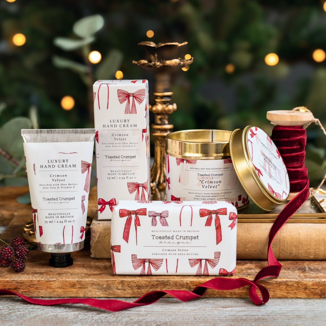 Crimson Velvet Candle in a Matt Gold Tin (available for dispatch from August 2025)