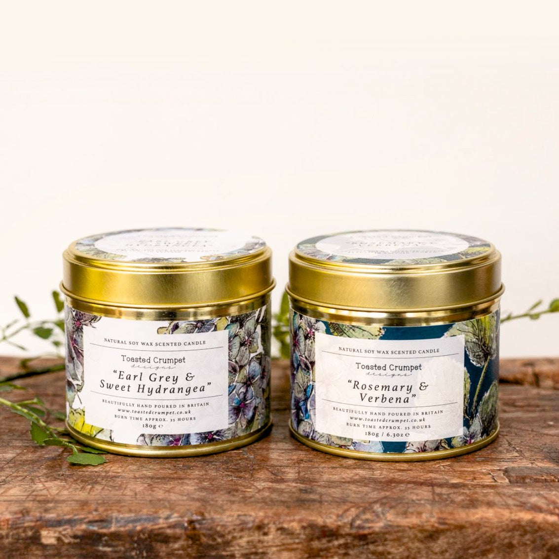 Earl Grey & Sweet Hydrangea Candle in a Matt Gold Tin