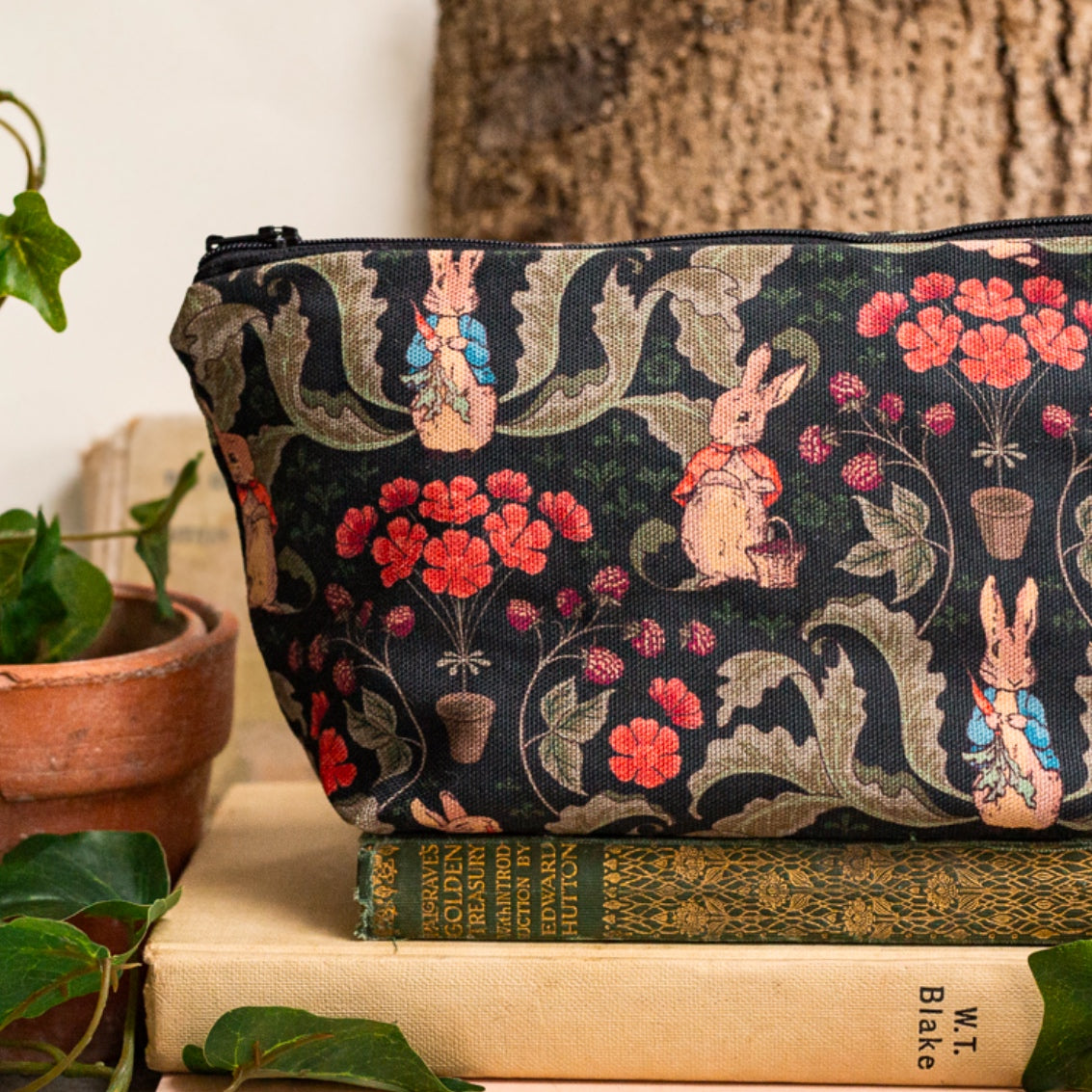 NEW! Peter Rabbit "The Vegetable Thief" (Noir) Makeup Bag