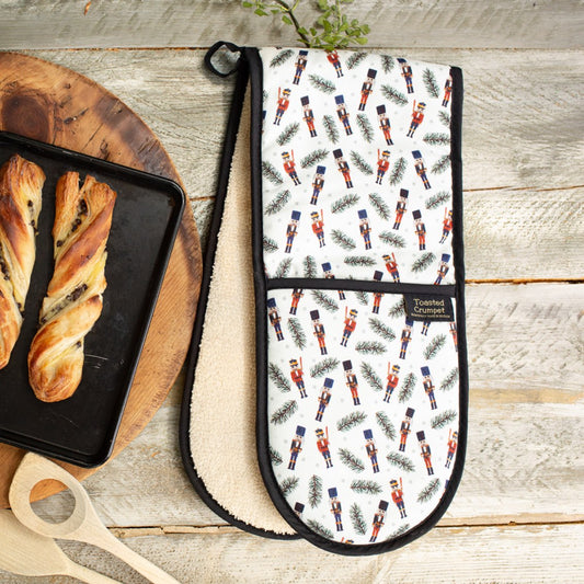 Nutcracker (Pure) Cotton Double Oven Glove
