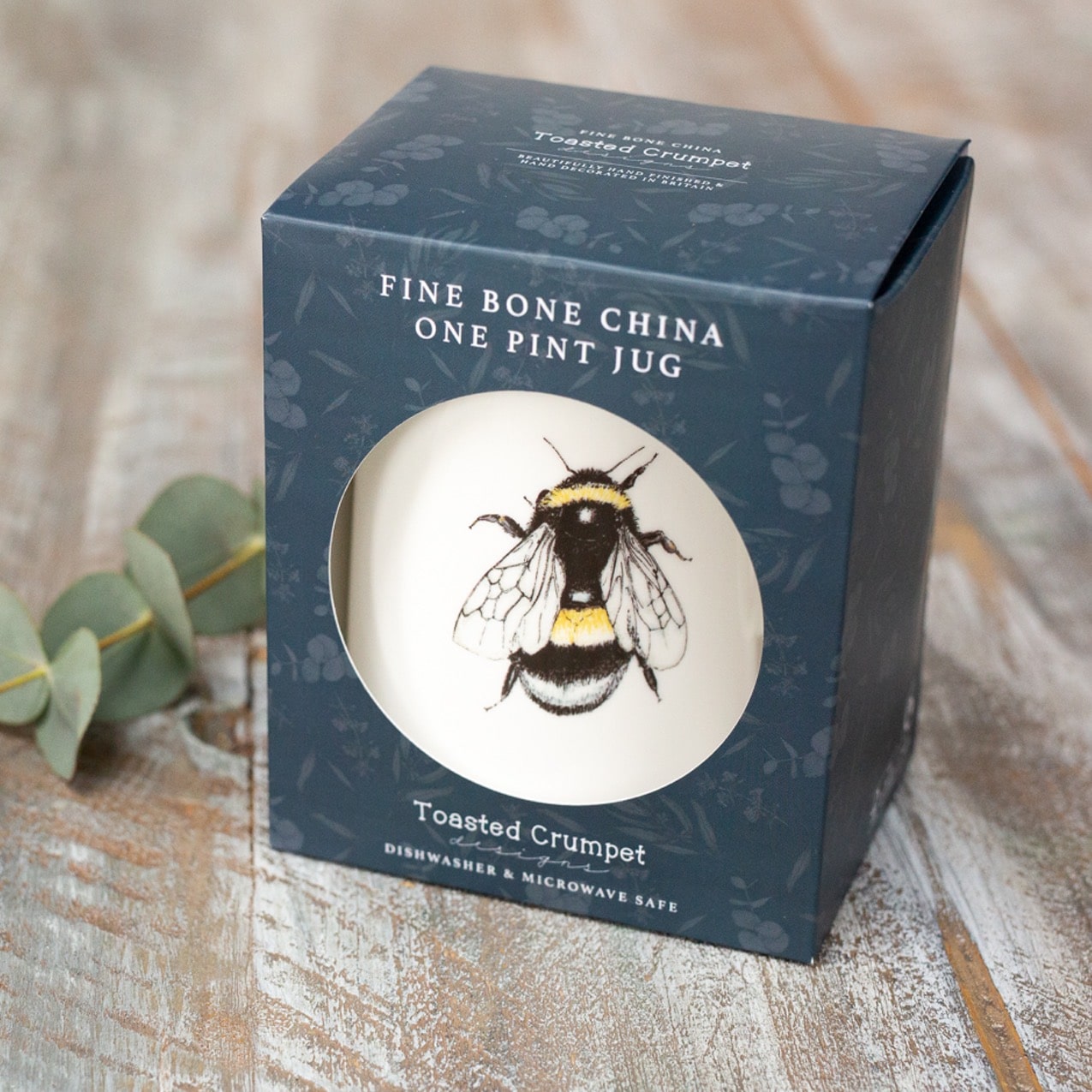 Bee Pint Jug in a Gift Box